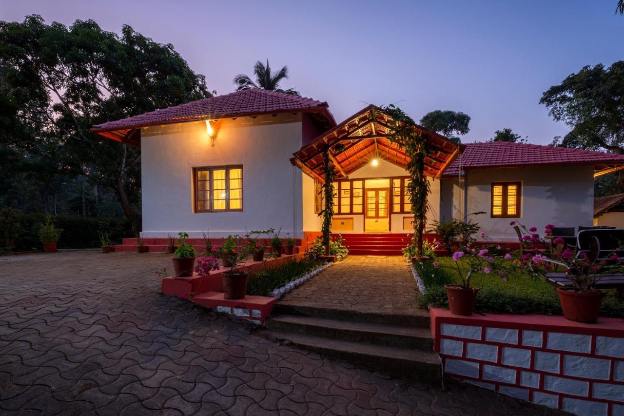 Ama Plantation Trails Coorg Villa Gonikoppal Buitenkant foto